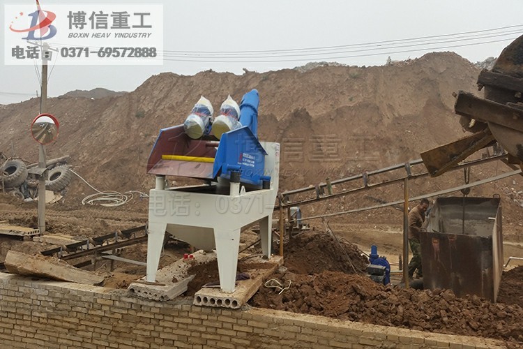 硅灰石振动脱水筛板价格  聚氨酯脱水筛筛沙粒度